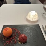 ラ・トゥーエル - 11.グリオットのソルベ、グリオットとサフランとチョコレートのムース。