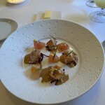 ラ・トゥーエル - 4.オマールエビ、モモ、エストラゴンとグリーンピースのソース。