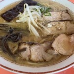 かめやラーメン - みそラーメンをアップで