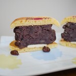 東京あんぱん 豆一豆 - 東京あんパンケーキ　ぱっかーん