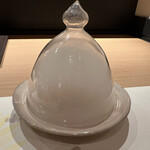 鮨アカデミー樹 - 燻製スモーク：塩麹漬サーモン