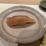 鮨アカデミー樹 - 燻製スモーク：塩麹漬サーモン