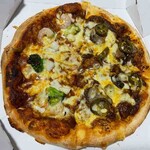 ピザハット - 料理写真:本格スパイスカレーあいがけピザ