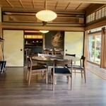 蔵元料理 マルト醤油 - 店内