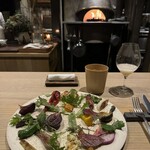 255441659 - ヤマダファームのオーガニック野菜、根チャービルと酒粕