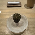 255441633 - カンパチのなめろう、燻製鱧のクリームとn25キャビア