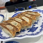 長浜ラーメン 一心亭 - 餃子6個！