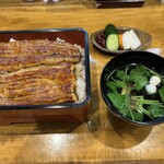 蒲焼 うなよし - うな重・松。ご飯大盛り。