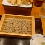 日本橋天ぷら魚新 - 天婦羅そば