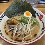 とんこつ愛があふれてる ラーメン とりこ - 