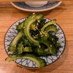 居酒屋 ヨーテル - こういう暑い日はゴーヤの浅漬けでさっぱりと。