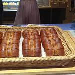 オールデイダイニング カリフォルニア - マンゴークロワッサン