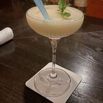 バー エイジング - 桃のカクテル