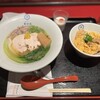 博多鶏ソバ 華味鳥 阪急梅田本店
