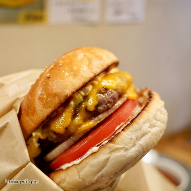 閉店】HELLO NEW DAY Hamburger - 本町/ハンバーガー | 食べログ