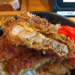 白鳥十郎そば本舗 - カツ断面