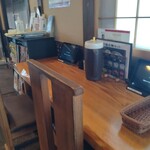 白鳥十郎そば本舗 - カウンター席