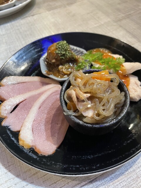 本堆朱印籠 54g 東Y7-0908⭐︎2Fトトウオ 本堆朱印籠 54g 東Y7-0908