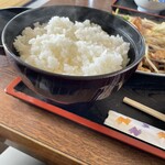 山下家 - どんぶり飯（何も言わなければこれが来ます）