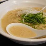 弘明寺丿貫 - ノドグロ一夜干しの搾り蕎麦のスープ