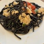 タロス - いかとプチトマトのオイルソース　盛り付け