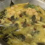 魚火鍋 唇辣道 - 色んな具材追加したところ