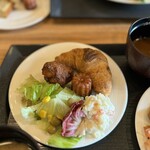 グリル＆ダイニング マンハッタンテーブル - 