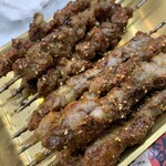 魚火鍋 唇辣道 池袋店 - 羊肉串、牛肉串