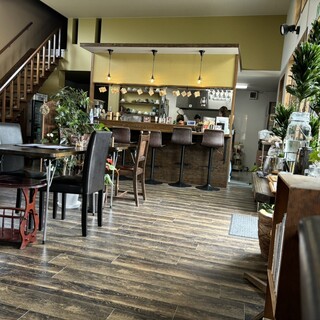 nostalgic cafe bar STAND_2