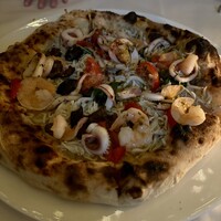 TRATTORIA PIZZERIA 207 渋谷店 - 魚介ピザ