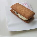 六花の森 - できたてバターサンド