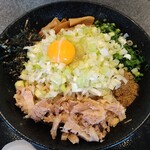 銚子麺屋 潮 - 豚骨魚介冷やしまぜ蕎麦（大）