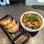 銚子麺屋 潮 - Ａセット（餃子３ヶ、ミニチャ丼）