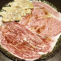 焼肉SEJONG 丸の内店 - イチボとリブロース フォアグラ