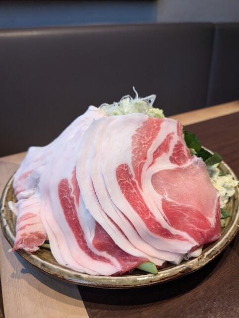 Kuro Buta Chinton Chitosekarasuyama Ten photo 2