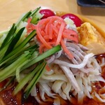 手打ちラーメン 清仁軒 - 具材をのせた時