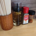 手打ちラーメン 清仁軒 - 卓上調味料