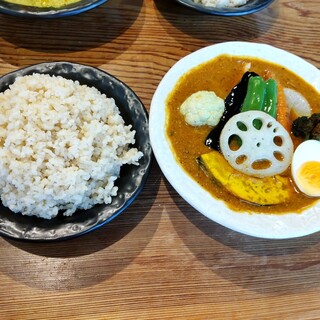 カレー食堂 コロポ _0