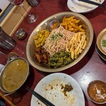 プルジャ ダイニング - 