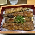 味亭花の家 - 特鰻重4400円