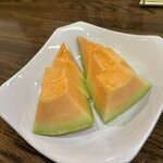 味亭花の家 - 夕張メロン