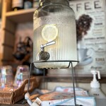 BLUE OCEAN'S PLATE - 