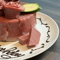 近江うし焼肉 にくTATSU 日本橋室町店 - 