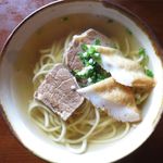 古謝そば屋 - 宮古そばのアップ