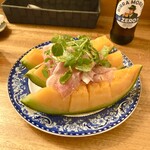 創作料理Ryota  - ・北海道富良野から直送 富良野赤肉メロンと生ハム（￥2,800）