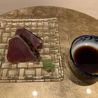 寿司赤酢・望月 - 気仙沼の戻りがつおの藁焼き