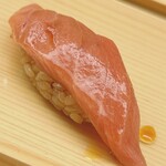 鮨おばな - 噴火湾の大トロ