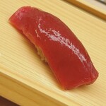 鮨おばな - 噴火湾の定置網のマグロ