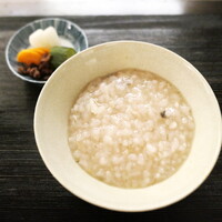 冨久屋 - (14)吉田川の天然鮎を使った鮎雑炊。キュウリのような、瓜系の香りをはっきりと感じます！