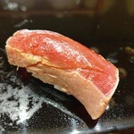 銀座 久兵衛 - マグロ赤身の漬け